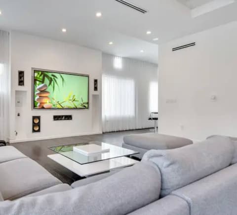 5 min WALK to Universal | Steam Room | Luxe, photo 27