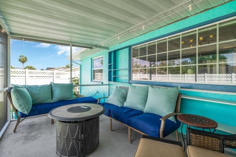 Apollo Beach Oasis – 3BR Home w/ Fire Pit & BBQ, photo 39