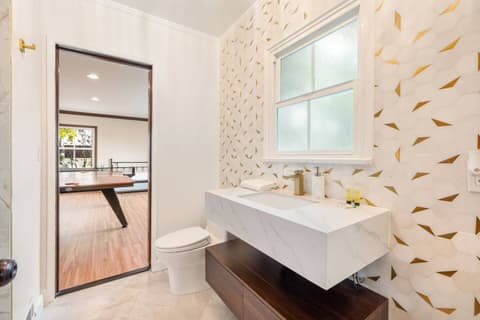 Beverly Hills 6BR Haven w Pool Hot Tub, photo 42