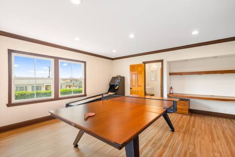 Beverly Hills 6BR Haven w Pool Hot Tub, photo 45