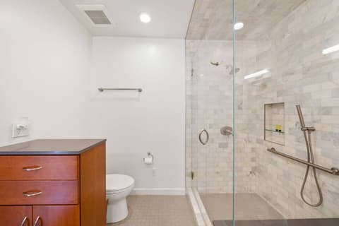 Beverly Hills 6BR Haven w Pool Hot Tub, photo 51