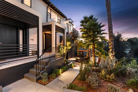City Oasis, Stunning Panoramic Views,, photo 22