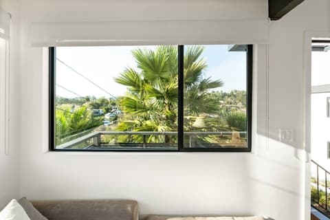 City Oasis, Stunning Panoramic Views,, photo 30