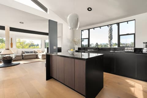 City Oasis, Stunning Panoramic Views,, photo 33