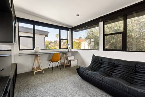 City Oasis, Stunning Panoramic Views,, photo 34