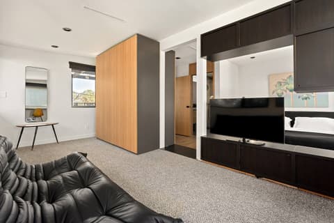 City Oasis, Stunning Panoramic Views,, photo 48