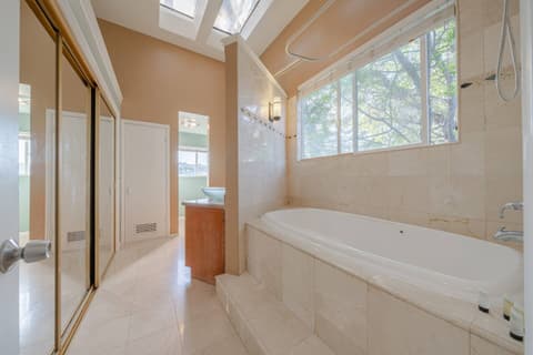 Heated Pool+Hot Tub+Views | 15 Min to Universal, photo 61