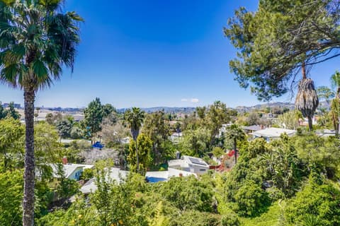 LA Chic Stunning Views & Sunsets, photo 6