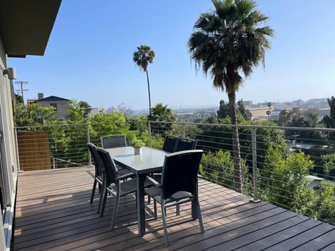 LA Chic Stunning Views & Sunsets, photo 7
