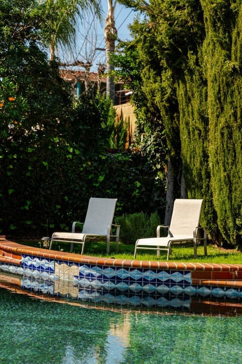 LA Family Retreat w/ Pool, Spa & Games • Sleeps 12, photo 17