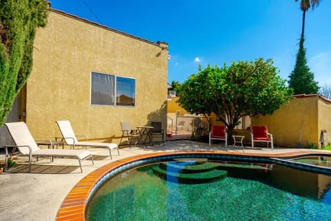 LA Family Retreat w/ Pool, Spa & Games • Sleeps 12, photo 63