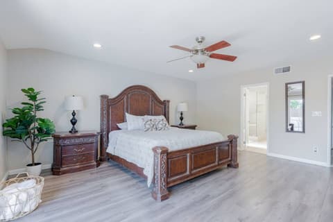 Master bedroom where you can enjoy the best view.