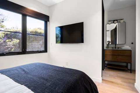 Peaceful & Cozy 2 Bedroom House, Stunning Views, photo 17