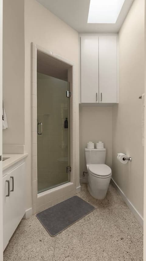Sleeps 22+15minATX+Lake+Pool+Arcade+Sauna+Theater, photo 53