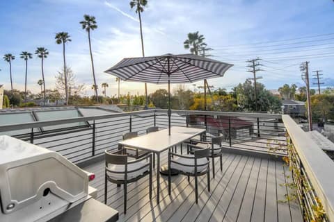 Venice House w Pool Spa Home Theater Rooftop, photo 11