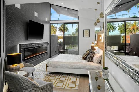 Venice House w Pool Spa Home Theater Rooftop, photo 16