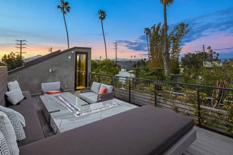 Venice House w Pool Spa Home Theater Rooftop, photo 51