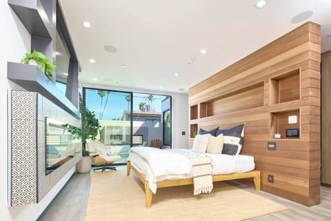 Venice Oasis w Pool, Spa, Rooftop, Walk to Beach, photo 4