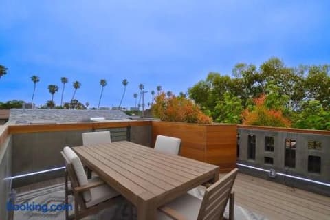 Venice Pool Hot Tub BBQ Home Theater, photo 150