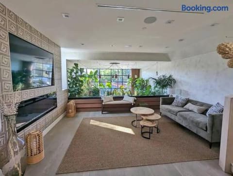 Venice Pool Hot Tub BBQ Home Theater, photo 159