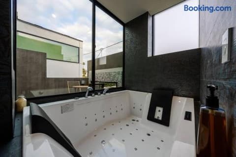 Venice Pool Hot Tub BBQ Home Theater, photo 161