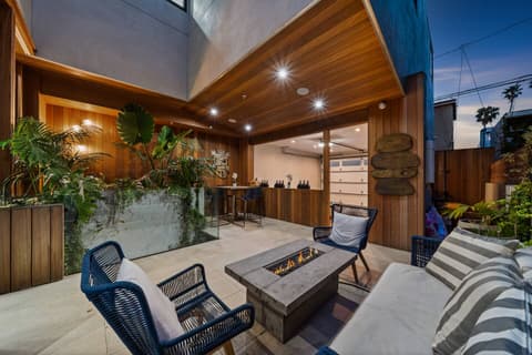 Venice Pool Hot Tub BBQ Home Theater, photo 31