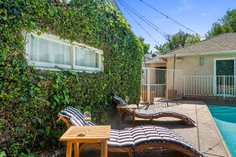 Walk to Ventura Boulevard Pool & HotTub with PingPong & BBQ, photo 45
